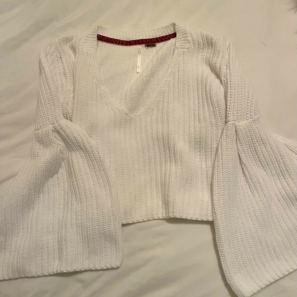 Free People, crop sweater, white, v neck, flared sleeves, S